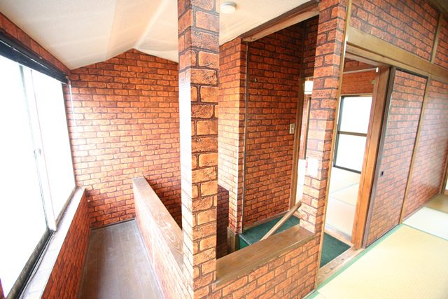 三輪町　階段　リフォーム前