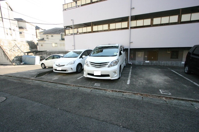 エミネンス駐車場　月極駐車場