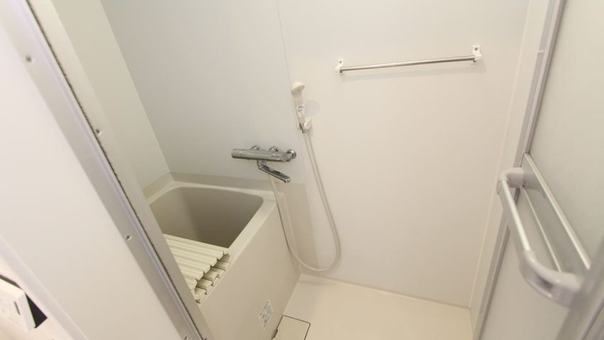 フローラ・テラス302　浴室